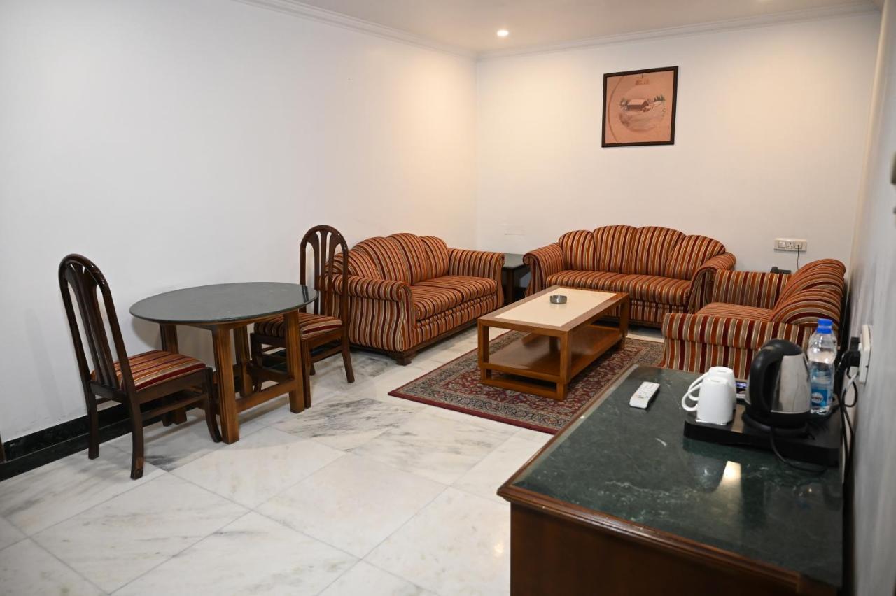 Hotel Lawrence Amritsar Exterior foto