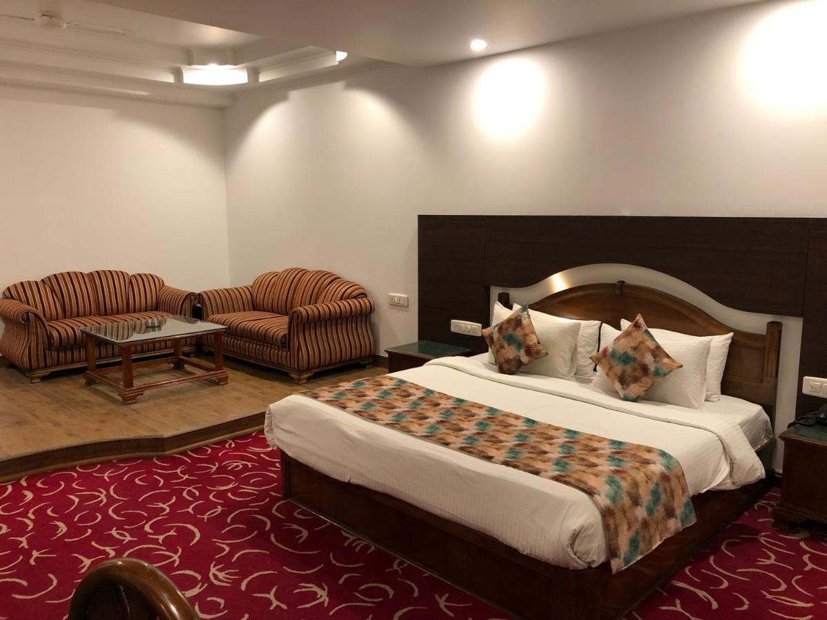 Hotel Lawrence Amritsar Exterior foto